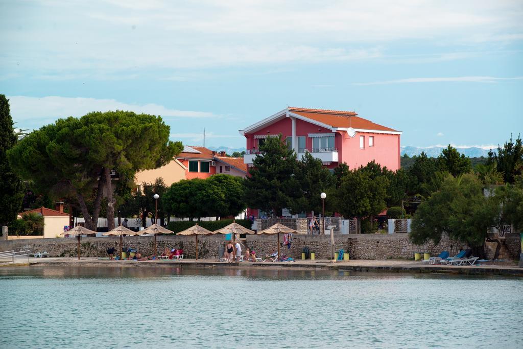 Apartments Danijela 2 Sukošan Oda fotoğraf